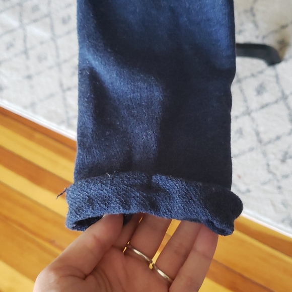 Crew neck gap pullover - Picture 3 of 3